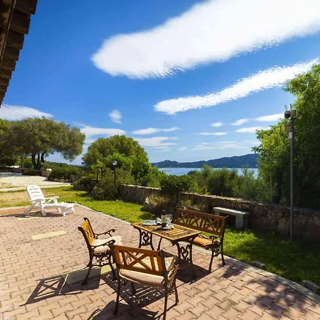 Panoramic Seaview Coastal Retreat With Pool * Cugnana