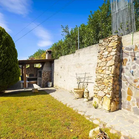 Vakantiehuis Panoramic Seaview Coastal Retreat With Pool Cugnana