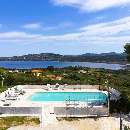 Panoramic Seaview Coastal Retreat With Pool