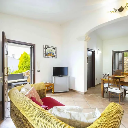 Panoramic Seaview Coastal Retreat With Pool